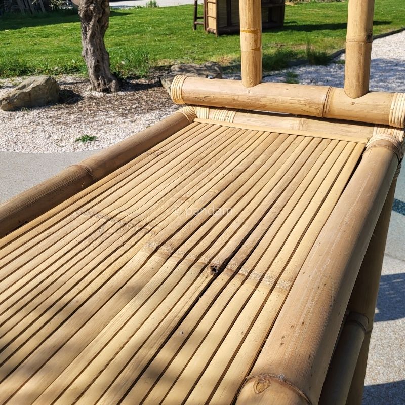 Tiki bar - lamelles de bambou